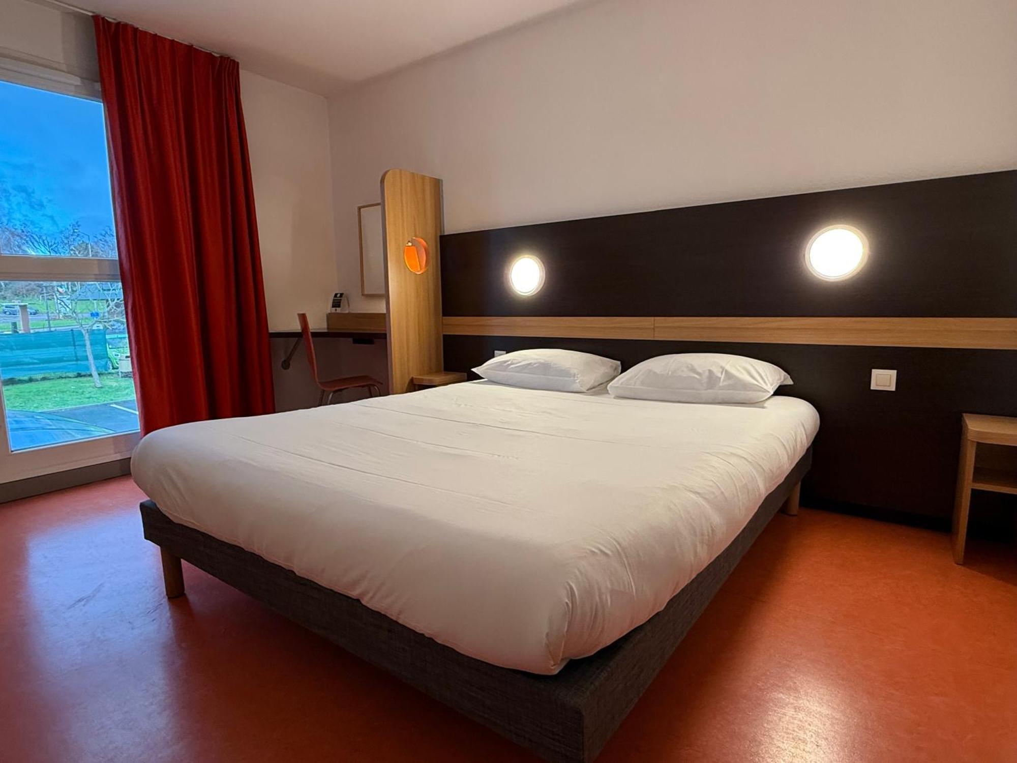 B&B Hotel Lisieux Parc Des Expositions Eksteriør billede